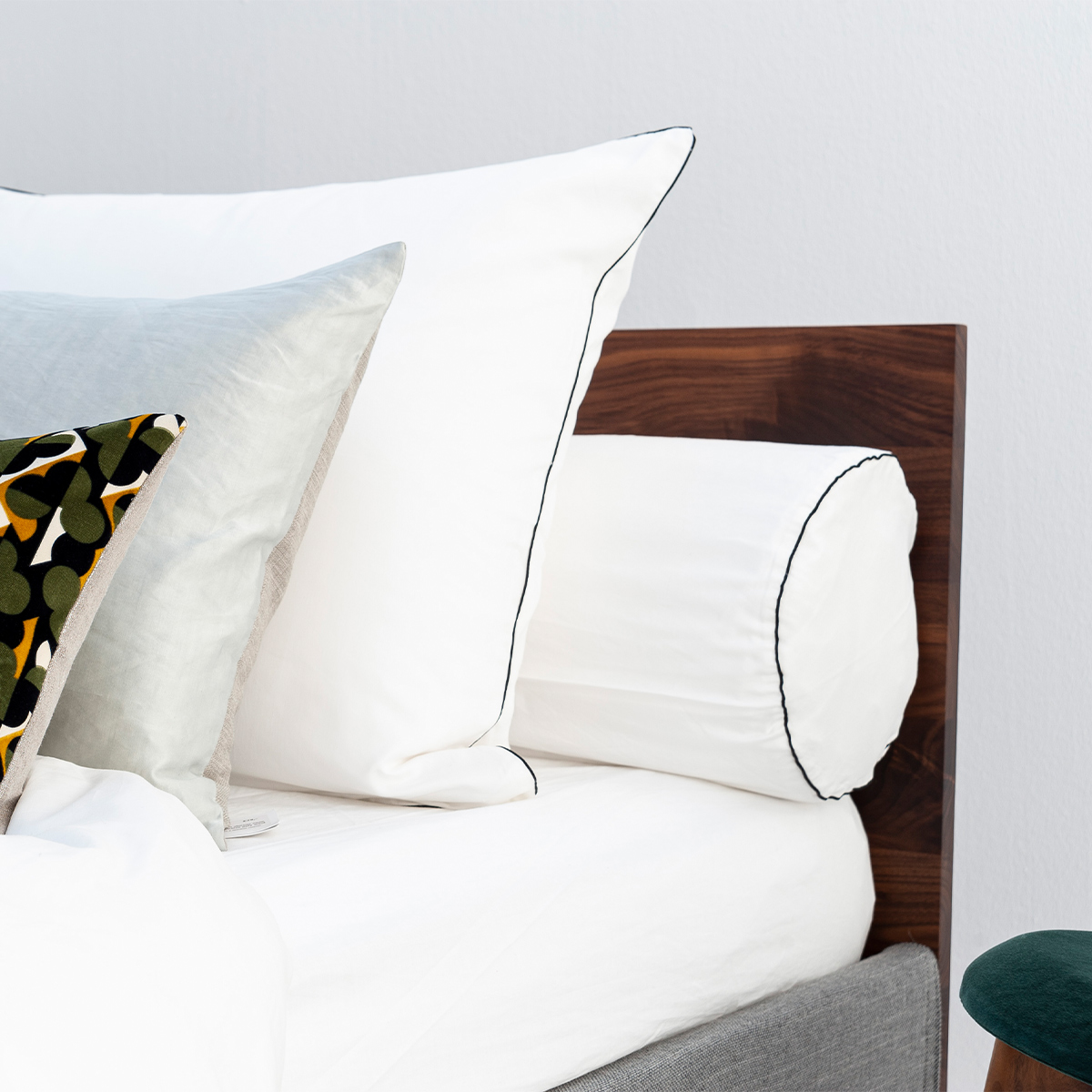 Mrs.Me home couture - neckroll Cocoon Pearl Tencel detail 1200x1200